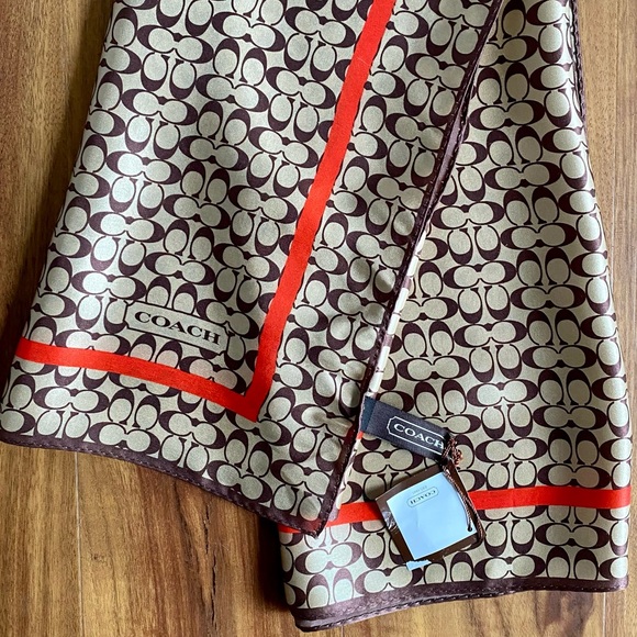 NWT Coach Silk CC Scarf - Picture 4 of 6